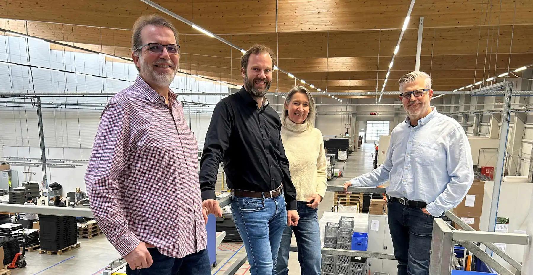 NOVAPOR Mayor Stefan Niclas Bohlen visits the innovative world of packaging